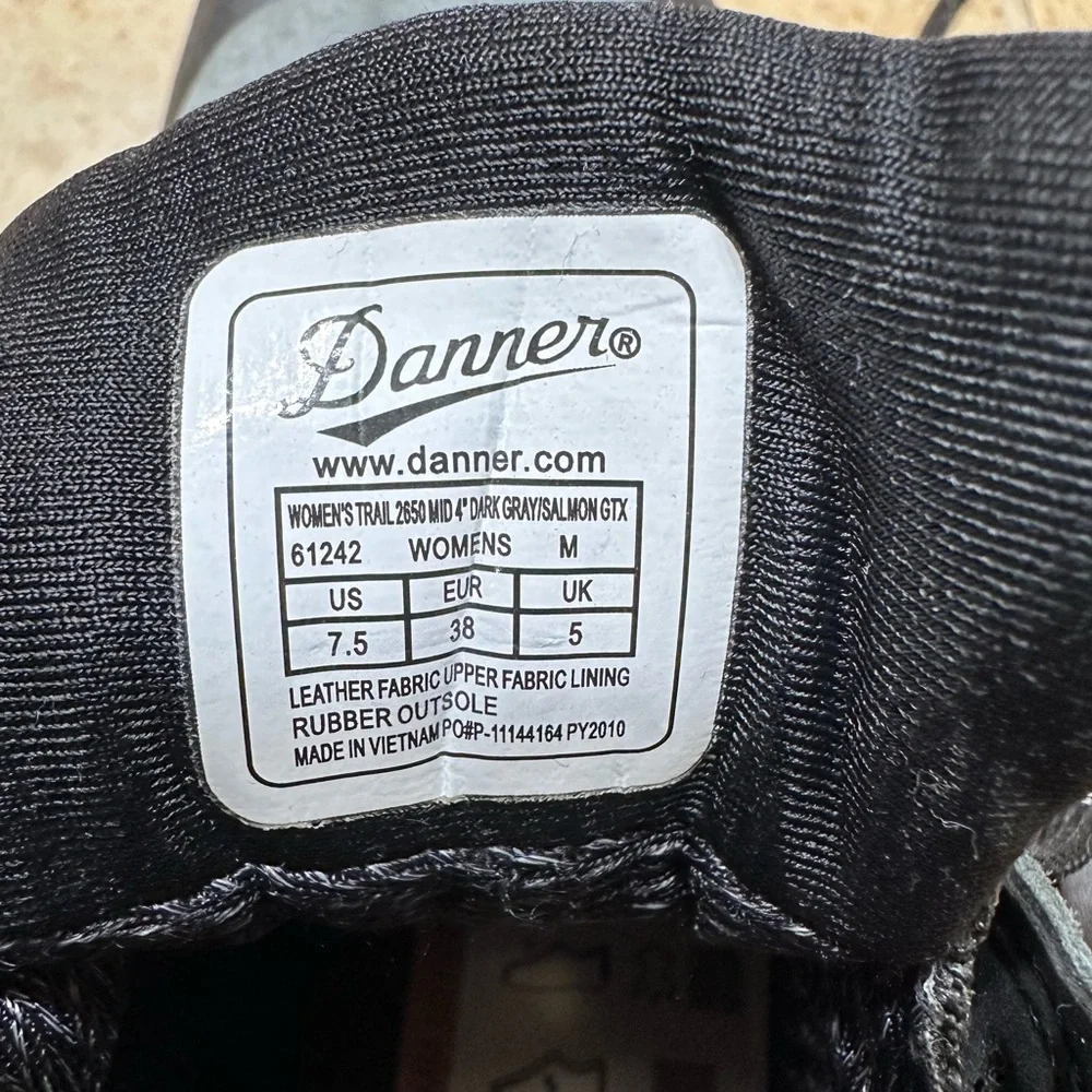 Danner Trail 2650 Women's Gray and Black Lace-Up Hiking Boots - Picture 6 of 6